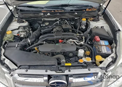 2014 Subaru Outback 2.5I Premium z USA, uszkodzony, nr VIN 4S4BRCDC2E3264908